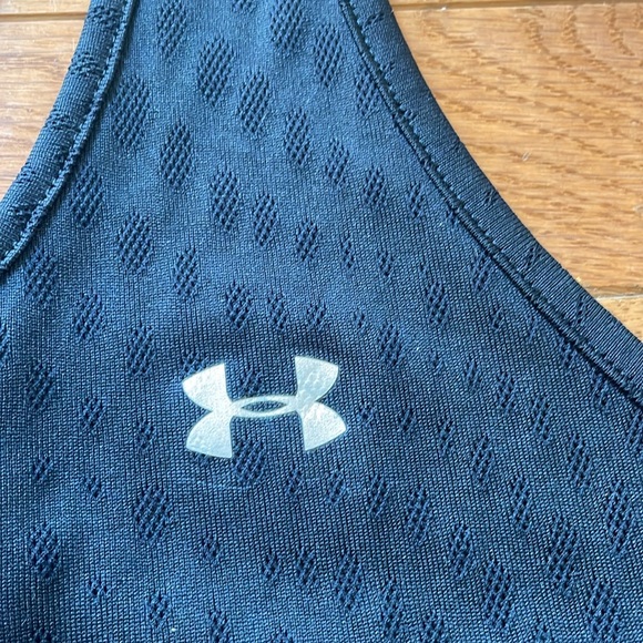 Under Armour Black Racerback Tank-heatgear, loose size large, semi-sheer circles - Picture 3 of 6